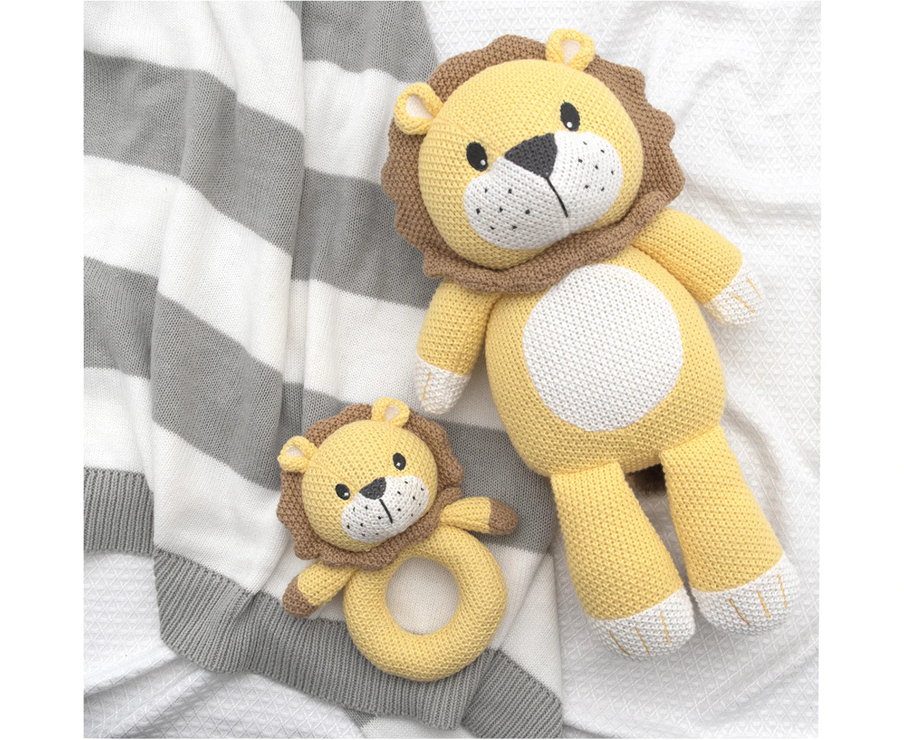 Baby/Newborn/Infant Cotton Knitted Character Toy Leo the Lion